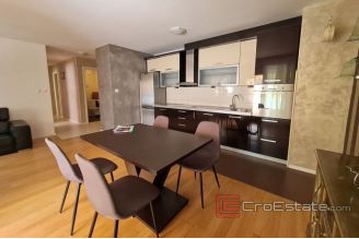 0013 2025 70 two bedroom apartment with garage and sea view Znjan for sale