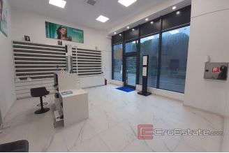 007 2016 458 business space for rent Split