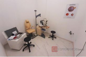 007 2016 458 business space for rent Split