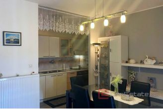 0020 2026 66 attractive house with apartments first row to the sea Sibenik for sale