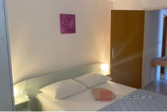 0020 2026 66 attractive house with apartments first row to the sea Sibenik for sale