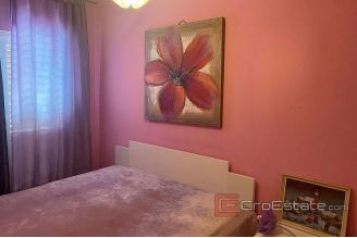 0020 2026 66 attractive house with apartments first row to the sea Sibenik for sale