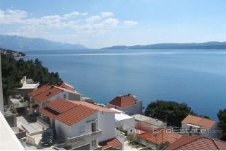 020 3445 30 hotel with a beautiful sea view Omis for sale