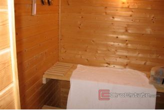 020 3445 30 hotel with a beautiful sea view Omis for sale