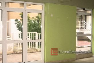 08 3604 30 Split business for rent