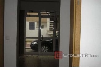 08 3604 30 Split business for rent