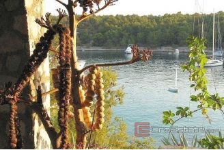 009 2011 12 unfinished house island of_Brac for sale