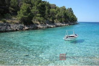 009 2011 12 unfinished house island of_Brac for sale