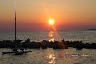 15 3757 30 Zadar House For Sale