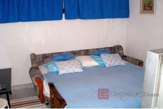 07 3739 30 Murter House For Sale
