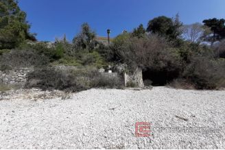 017 2016 460 Makarska detached house by the sea for sale