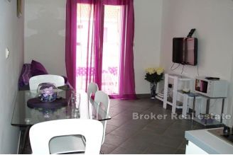 0005 2029 03 Brac apartment in the first row to the sea