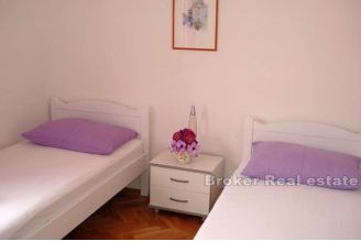 0005 2029 03 Brac apartment in the first row to the sea
