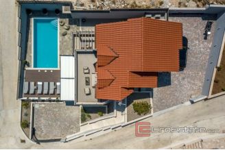 0012 2014 726 Brac villa with pool