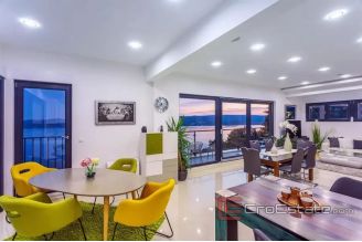 014 2025 73 Omis modern villa with pool and sea view