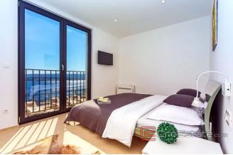 014 2025 73 Omis modern villa with pool and sea view