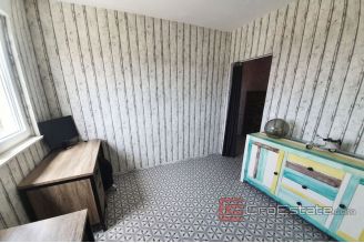 020 2018 160 Ciovo two bedroom apartment with sea view for sale