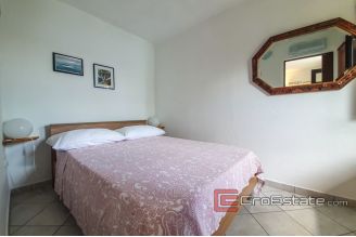 018 2018 162 Zadar house in the first row to the sea for sale