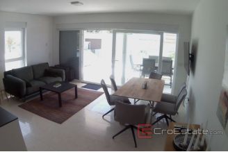 008 2014 736 Sibenik penthouse with pool and sea view