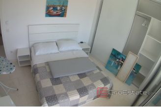 009 2014 737 Sibenik house with two apartments and_pool