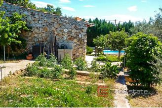 14 2013 113 Small island house for sale