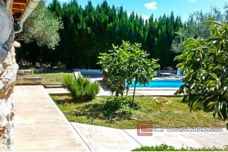 14 2013 113 Small island house for sale