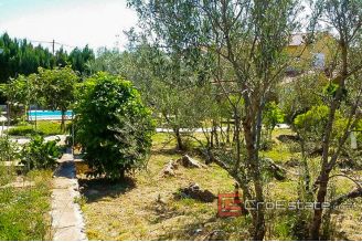 14 2013 113 Small island house for sale