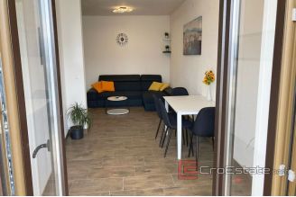 014 5021 30 Brac seafront apartment for sale