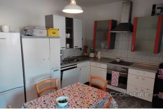 016 2114 02 Zadar apartment house with sea view for sale