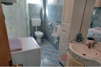 016 2114 02 Zadar apartment house with sea view for sale