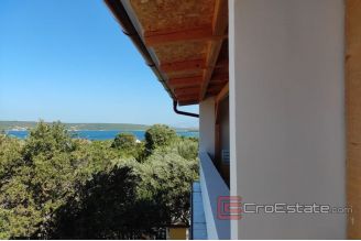 016 2114 02 Zadar apartment house with sea view for sale