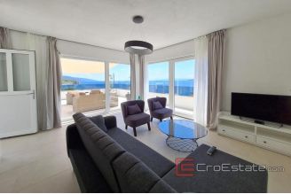 020 2025 76 island hvar villa with business space for sale