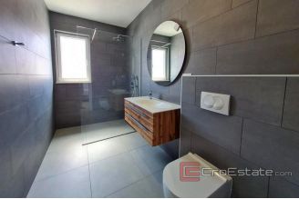 020 2025 76 island hvar villa with business space for sale