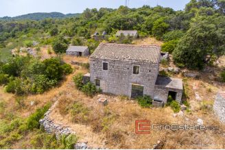 14 2013 116 Vis stone houses for sale