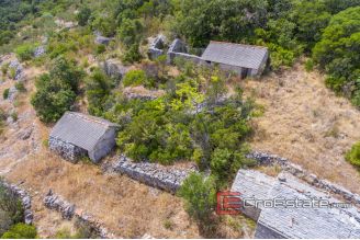 14 2013 116 Vis stone houses for sale