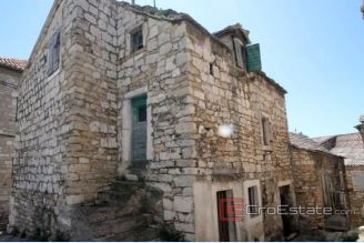 001 5024 30 Kastela old indigenous stone house for sale