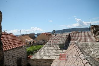 011 5024 30 Kastela old indigenous stone house for sale