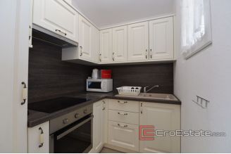 016 2114 03 Biograd na moru modern apartment house for sale