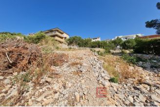 009 2025 78 Ciovo luxury apartment building with sea view for sale
