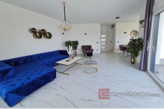 019 2025 77 ciovo new villa with pool and sea view for sale