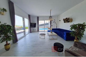 019 2025 77 ciovo new villa with pool and sea view for sale