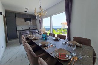 019 2025 77 ciovo new villa with pool and sea view for sale