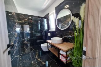 019 2025 77 ciovo new villa with pool and sea view for sale