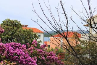 017 2030 01 Trogir house with sea view for sale