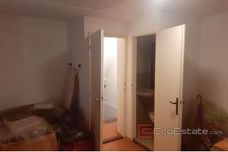 012 2031 01 kastela stone house for sale