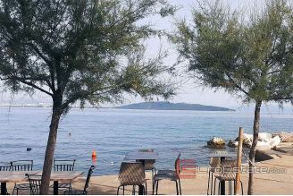 012 2031 02 kastela stone house for sale
