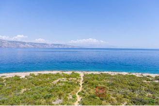020 2027 37 island hvar secluded stone house for sale