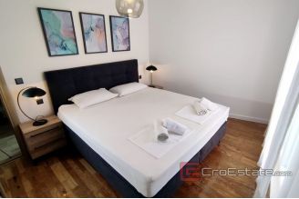 011 2024 120 Split area apartment with garden for sale