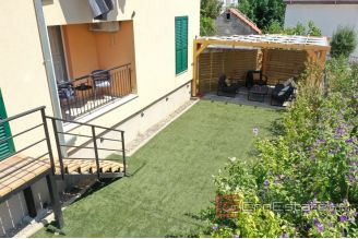 011 2024 120 Split area apartment with garden for sale