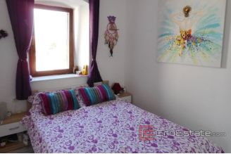 015 2016 467 Zadar house with apartments and pool for sale